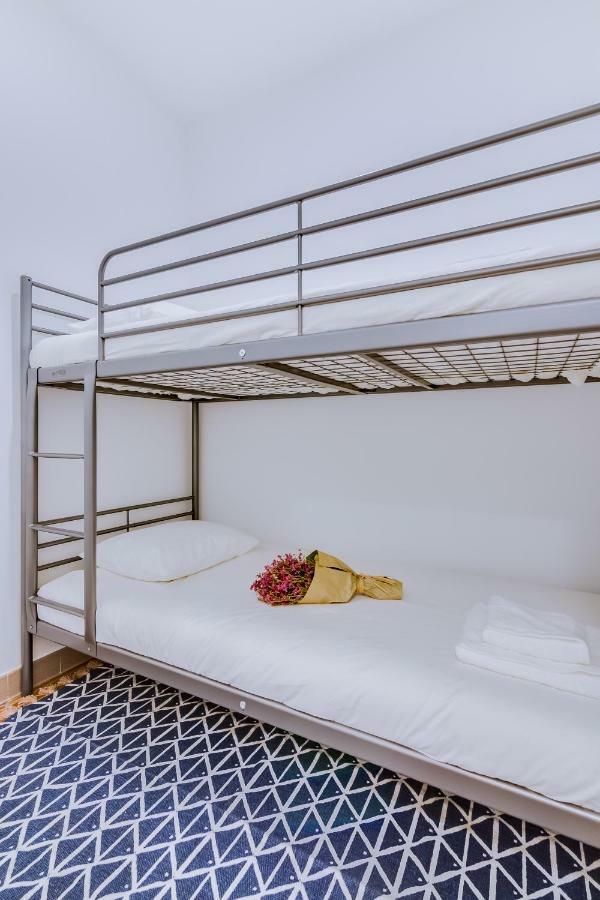 Casa Da Saudade, A Cozy Apartment In Alfama ลิสบอน ภายนอก รูปภาพ