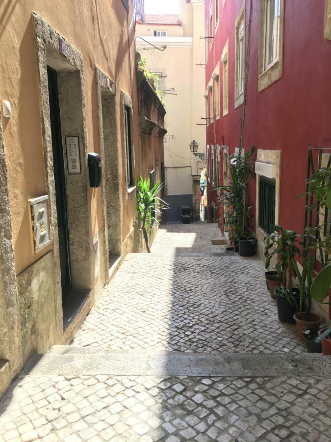 Casa Da Saudade, A Cozy Apartment In Alfama ลิสบอน ภายนอก รูปภาพ