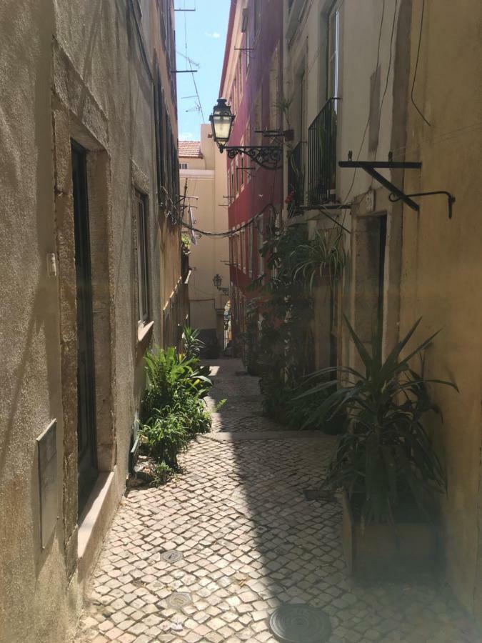 Casa Da Saudade, A Cozy Apartment In Alfama ลิสบอน ภายนอก รูปภาพ