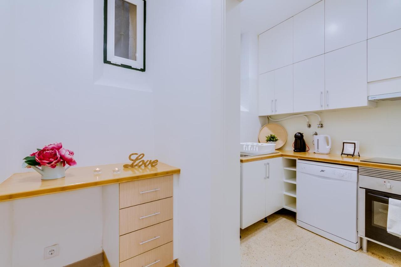 Casa Da Saudade, A Cozy Apartment In Alfama ลิสบอน ภายนอก รูปภาพ